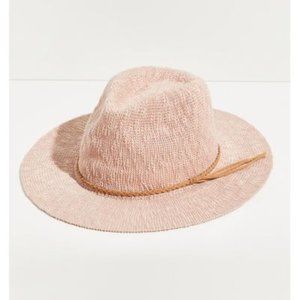 Free People Havana Packable Hat - NEW WITH TAGS - blush pink